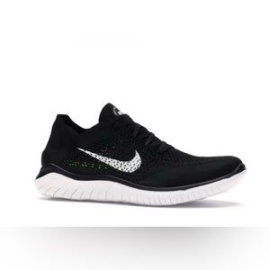 Nike Free Run Flyknit 2018 Sneaker Black/White Size 8 942838-001